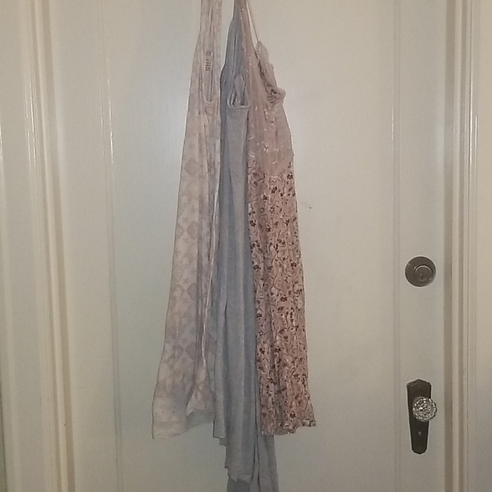 Bundle Of 3 Comfortable And Sexy Nighties.Like New - image 2